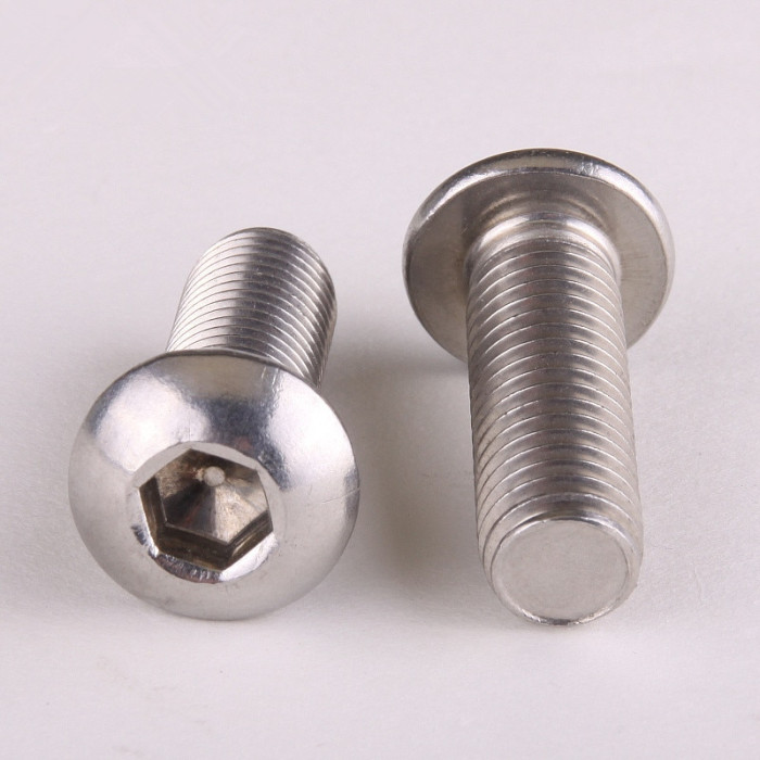 Винт нержавеющий с полукруглой головкой под шестигранник DIN (ISO) 7380 М2,5x14 А2